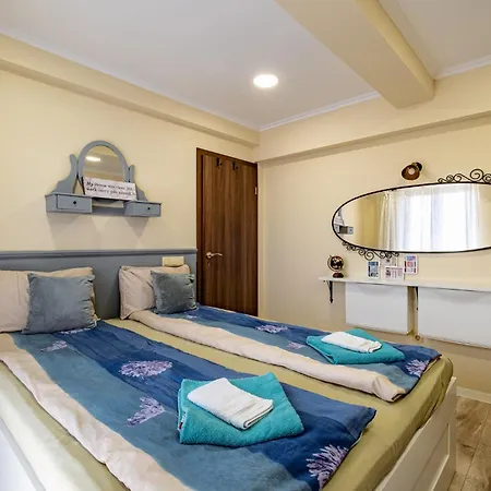 Historic Place With Paid Parking