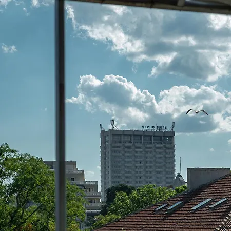 Historic Place With Paid Parking Apartman