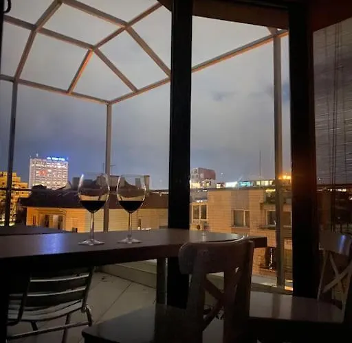 Historic Place With Paid Parking Lägenhet Varna