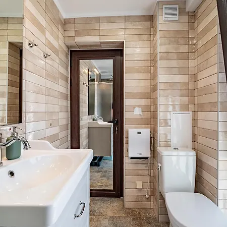 Historic Place With Paid Parking Apartment Varna