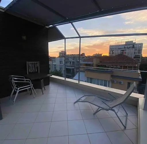 Appartement Historic Place With Paid Parking Varna