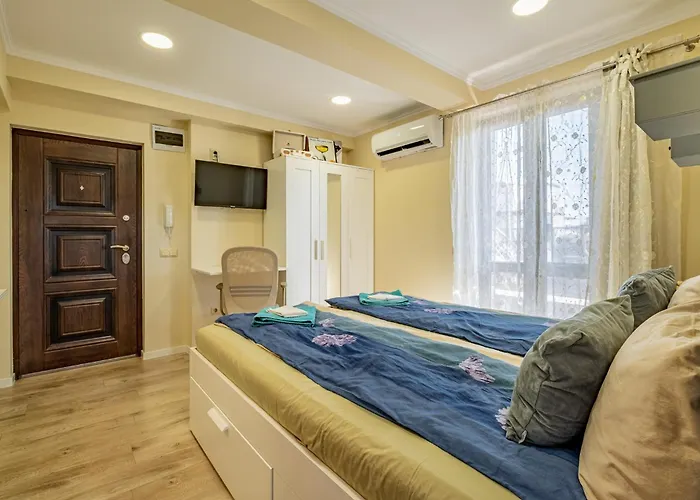 Historic Place With Paid Parking Appartement *