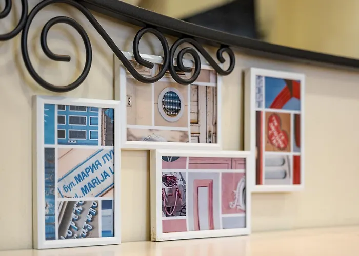 Historic Place With Paid Parking