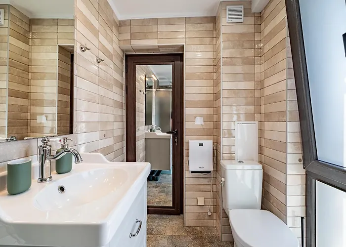 Historic Place With Paid Parking Appartement Varna